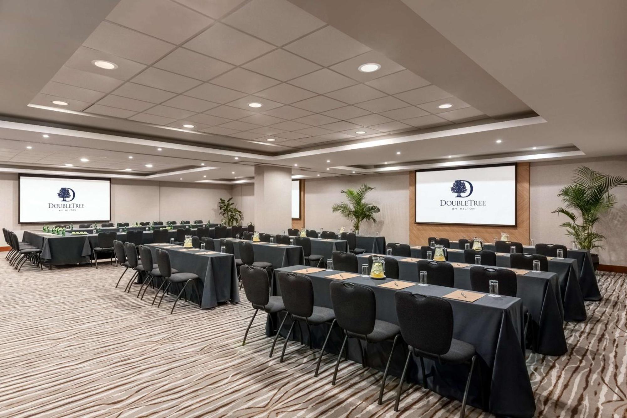 Doubletree By Hilton Lima Miraflores El Pardo Extérieur photo